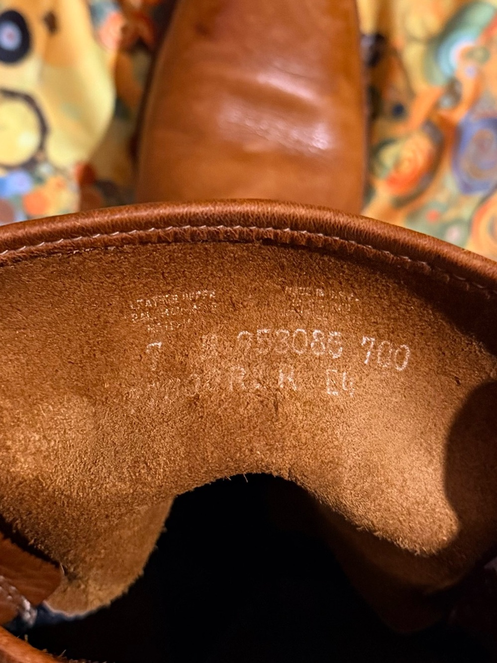 Frye 12R Harness Boot in Cognac Leather with Black Soles, Vintage 2004 - Picture 6 of 16